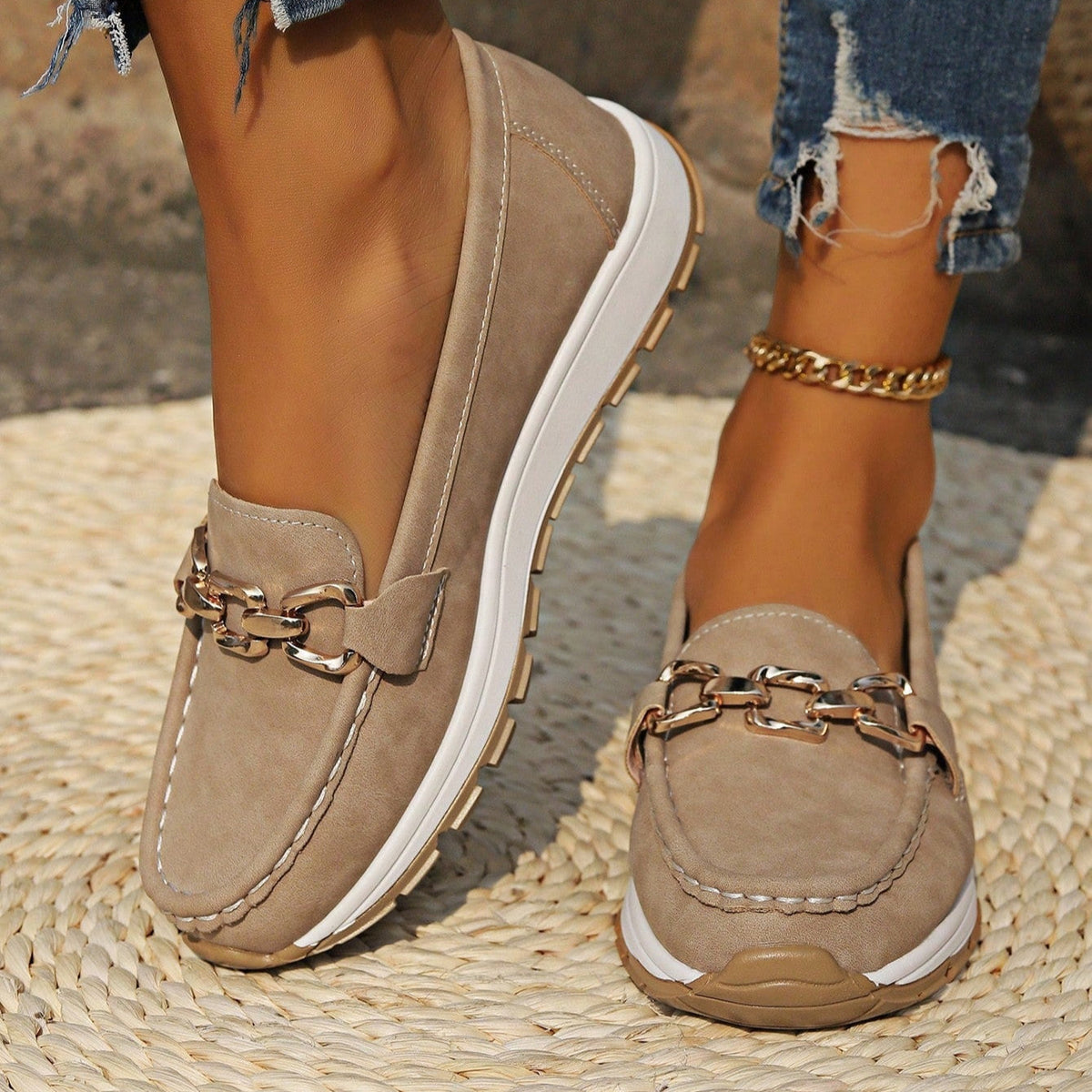 Laura | Mocasines ortopédicos planos con hebilla