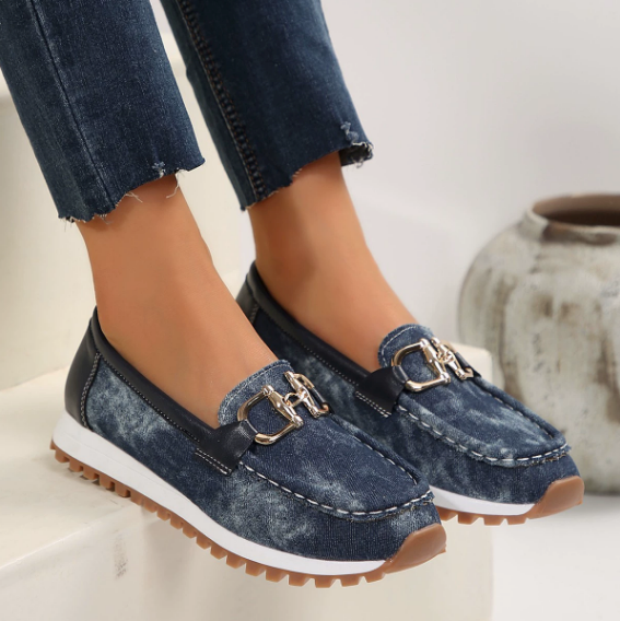 Ariadna | Mocasines híbridos con hebilla