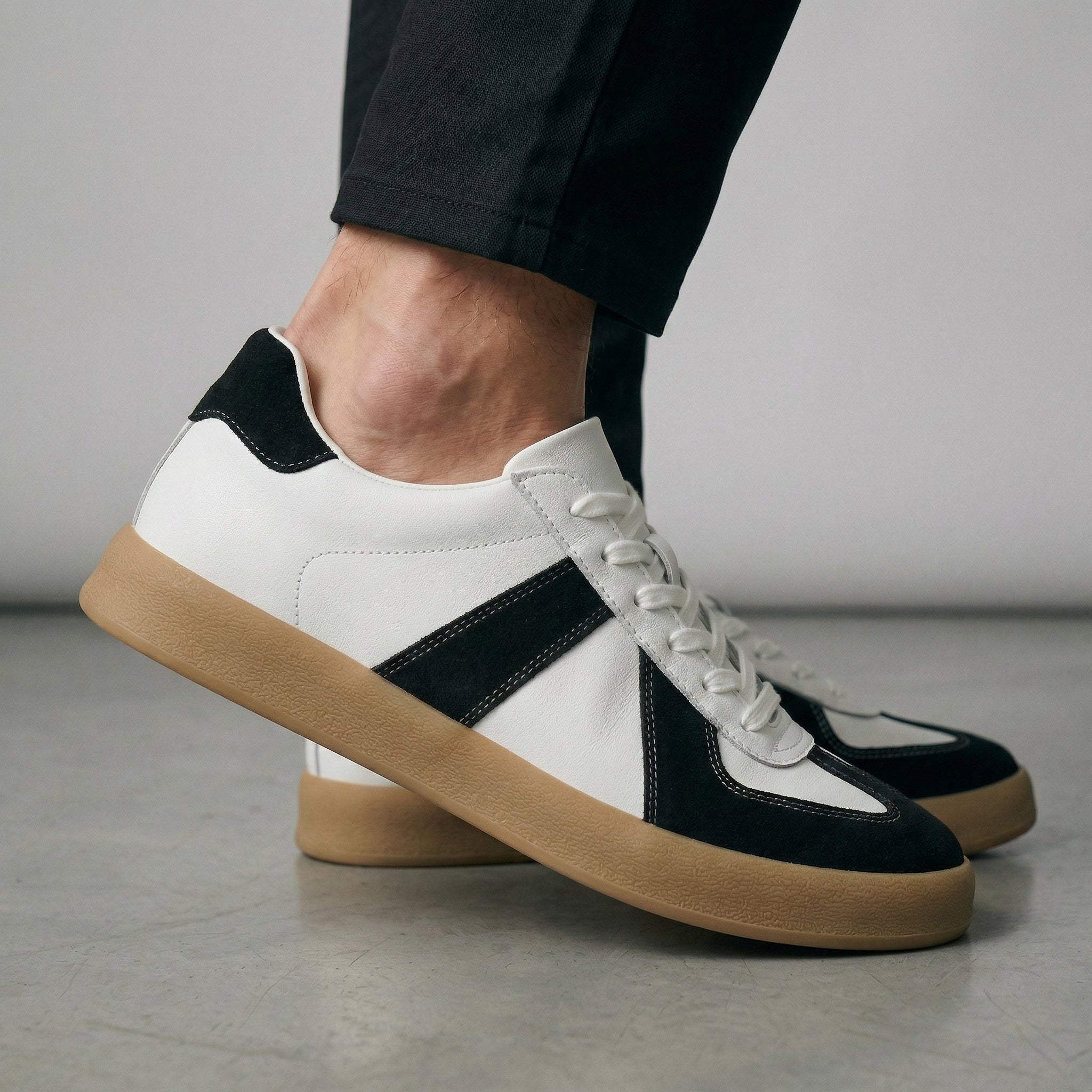 Mateo | Zapatillas con elevación interior discreta