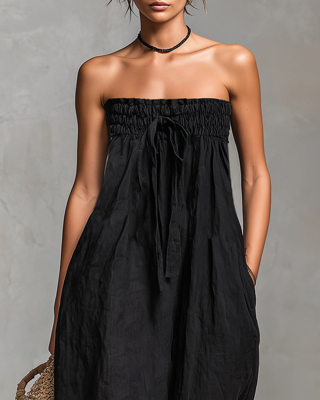 Anahí | Mono strapless elegante