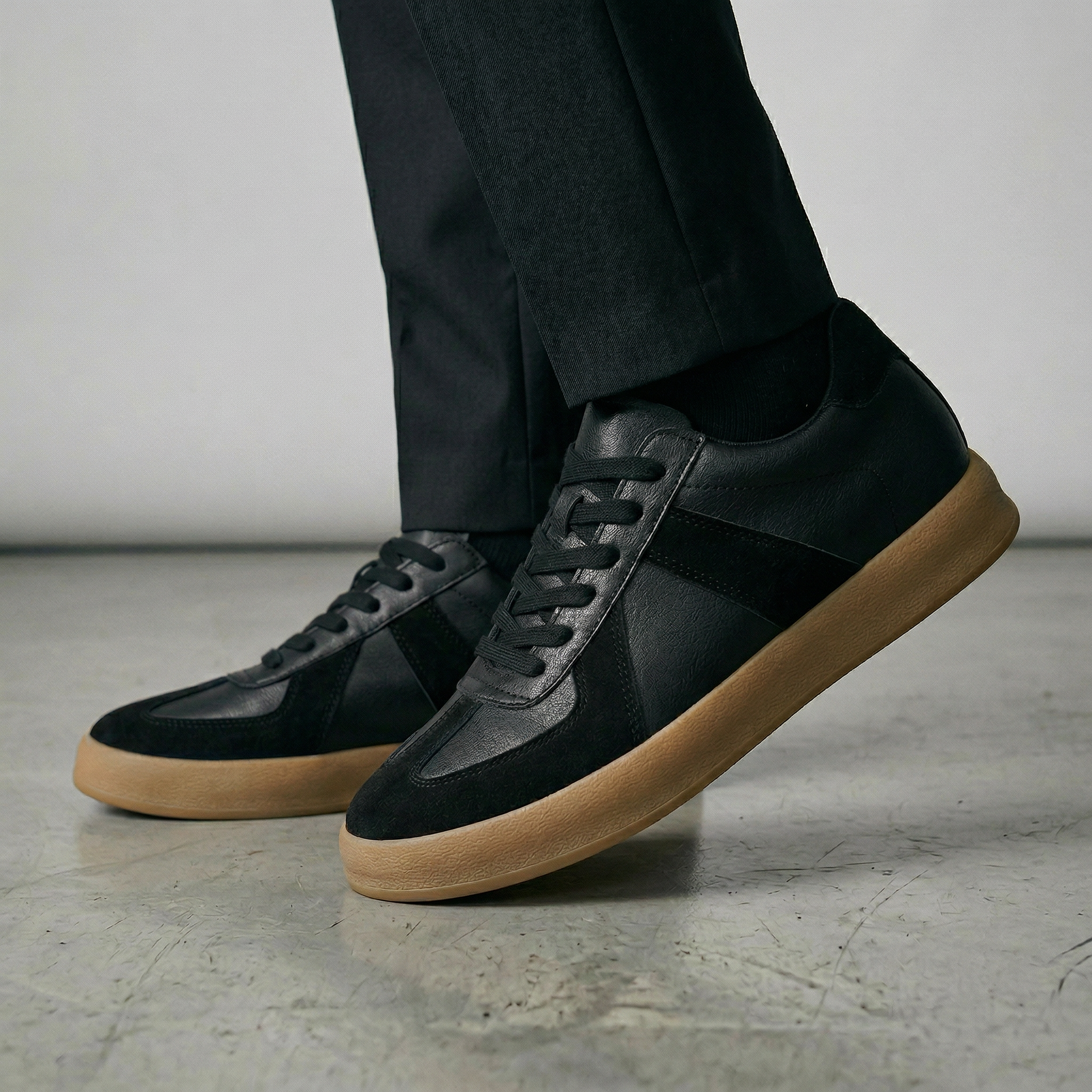 Mateo | Zapatillas con elevación interior discreta
